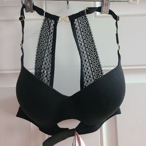 Victoria’s Secret Incredible Demi Bra size 34B